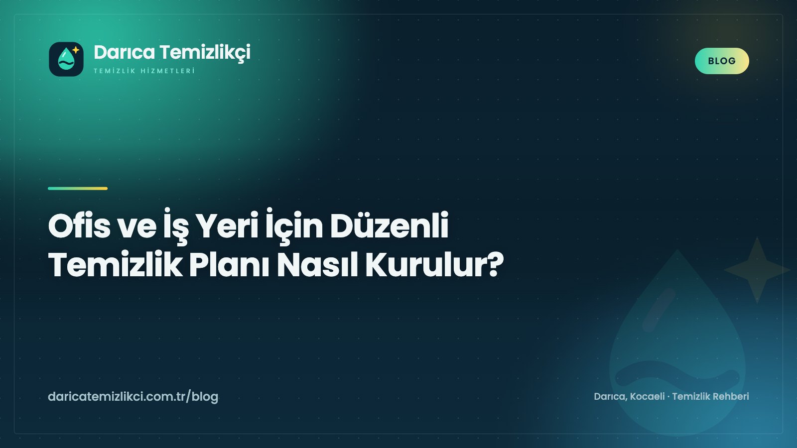 Aydınlık bir ofiste masalar ve ortak alan için ofis temizlik planı çerçevesinde düzenlenmiş temizlik malzemeleri